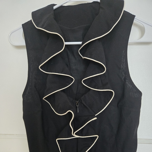 Alice +Olivia Satin Black Wide Leg Pants with Dramatic Ruffles Plus Corset Top - Picture 2 of 8